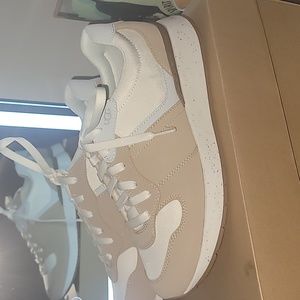 Ugg Women's ReTrainer Sneakers